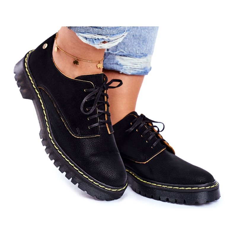 Brogues feminino Oxfords couro preto Maciejka 04087-01
