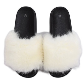 Chinelos brancos CK107P brancos com pele Chinelos brancos CK107P brancos com pele