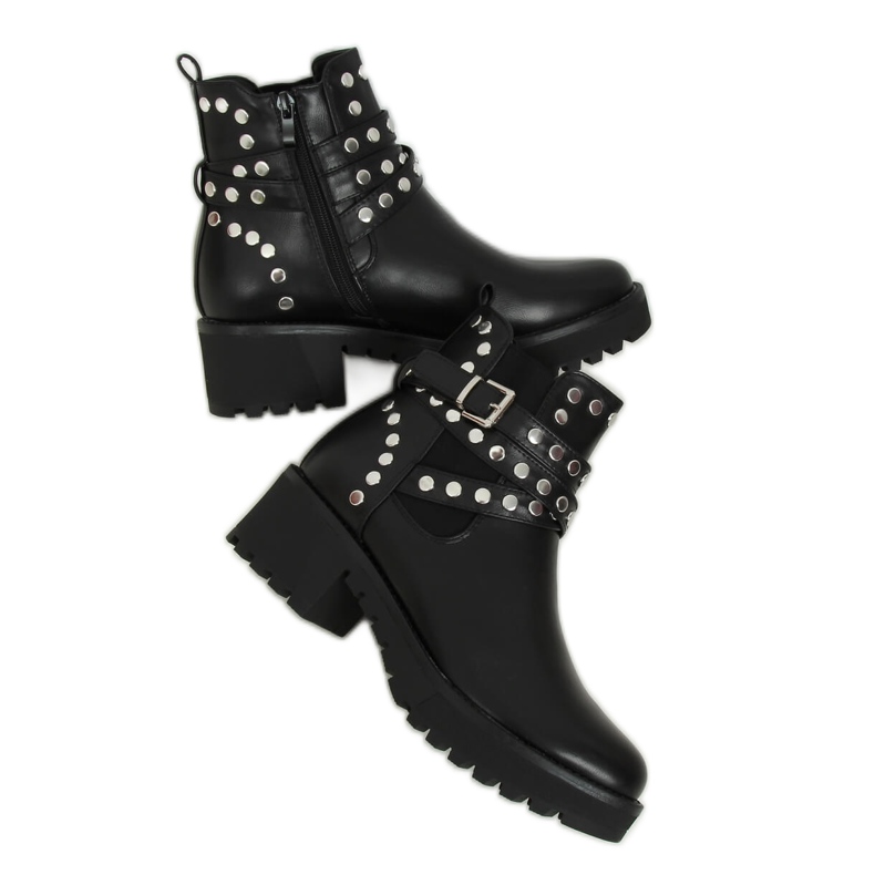 Botas pretas com tachas pretas NC1081 Pretas preto