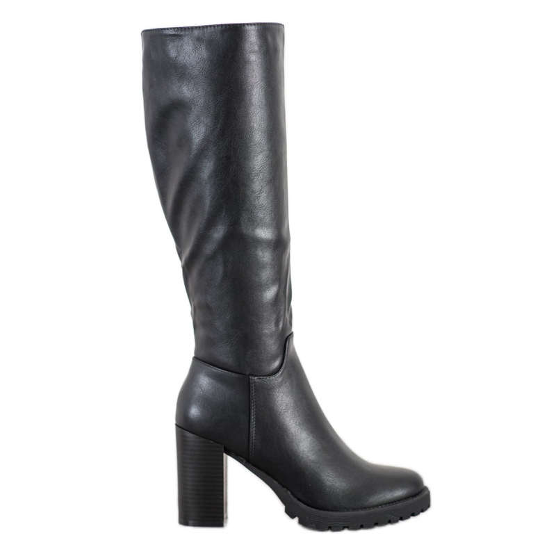 Sergio Leone Botas em um pilar preto