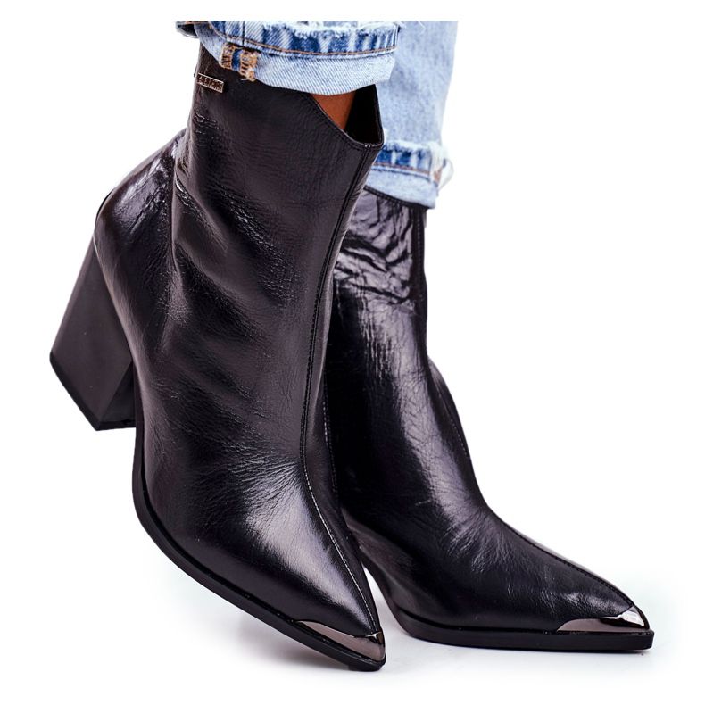 Botas femininas com salto de couro Big Star preto GG274919