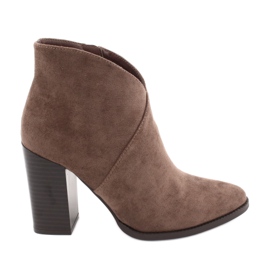 Botas no posto Taupe Filippo DBT1575 / 21 TP marrom