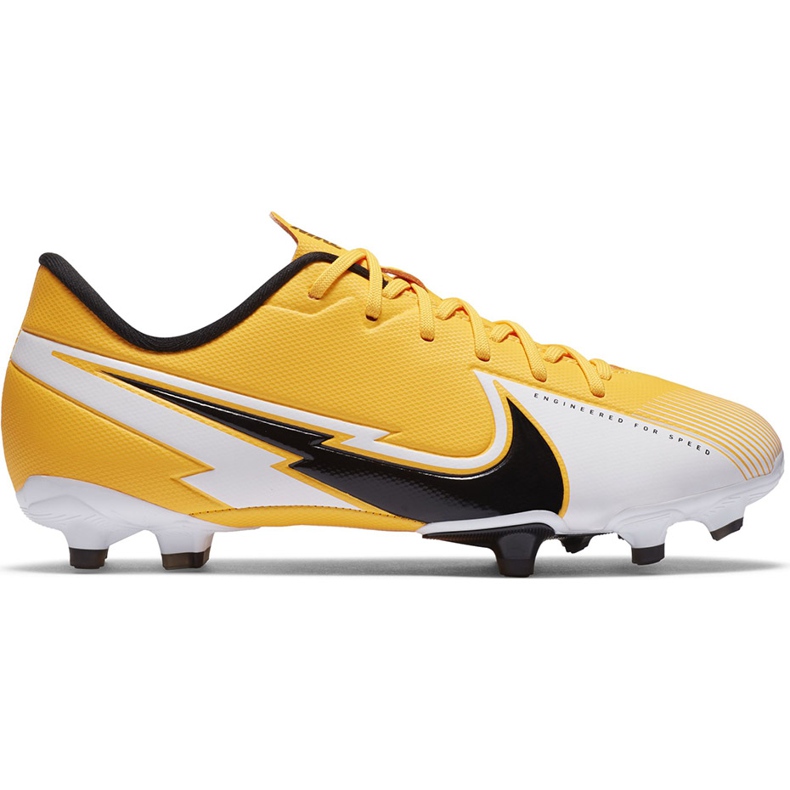 Chuteira Nike Mercurial Vapor 13 Academy FG / MG Junior AT8123 801 laranja amarelo