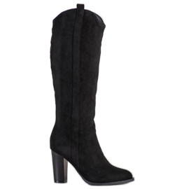 Seastar Botas elegantes em um pilar preto