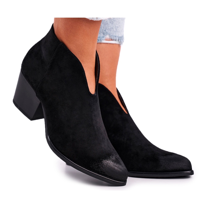 Vinceza Melhor escolha de botas femininas com corte preto