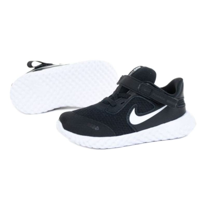 Sapato Nike Revolution 5 Flyase Jr CQ4651-004 branco preto