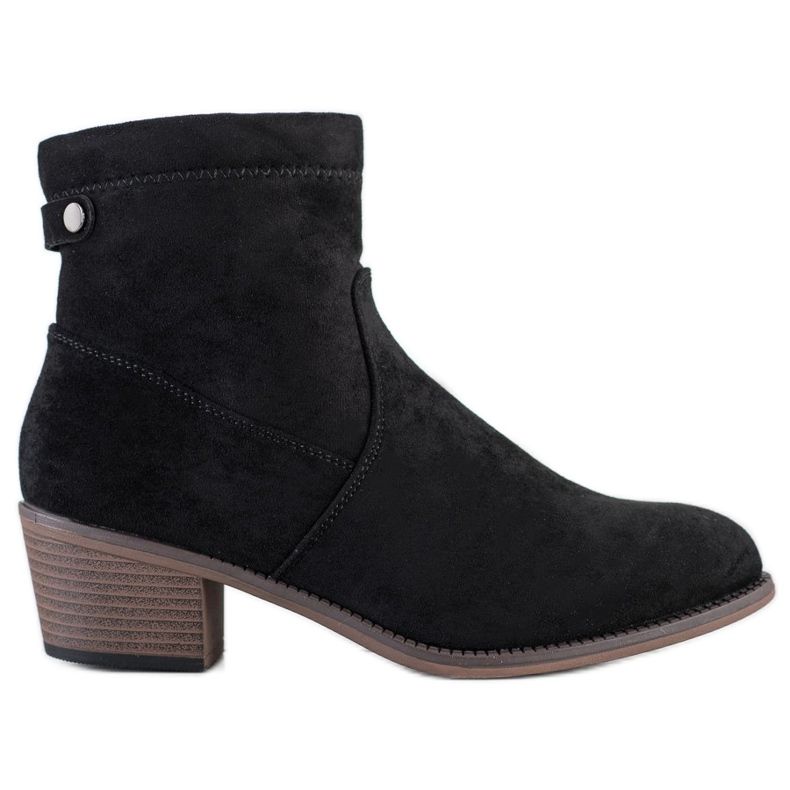 Camo Botas casuais em uma postagem preto