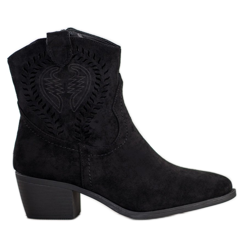 Cm Paris Cowgirls com um padrão preto