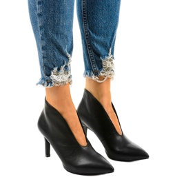 Botas pretas com recortes NS128P preto