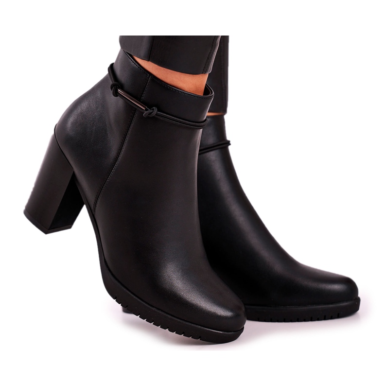 Botas quentes no salto Sergio Leone Preto BT306