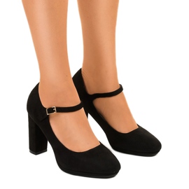 Sapatos de camurça preta no poste de Neridan preto Sapatos de camurça preta no poste de Neridan preto