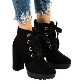 Botins pretos em Athlis eco-camurça