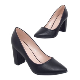 Bombas no pós-preto NF-65P Preto