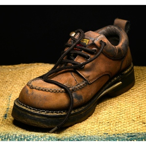 Como tirar mofo dos sapatos?