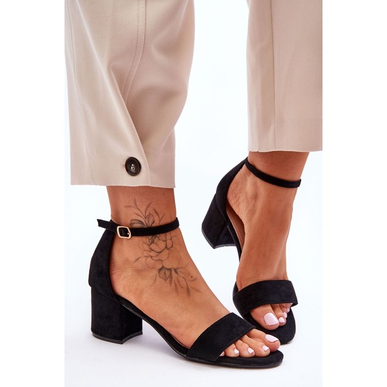 Sandálias clássicas de camurça pretas de salto baixo lua de mel preto 1