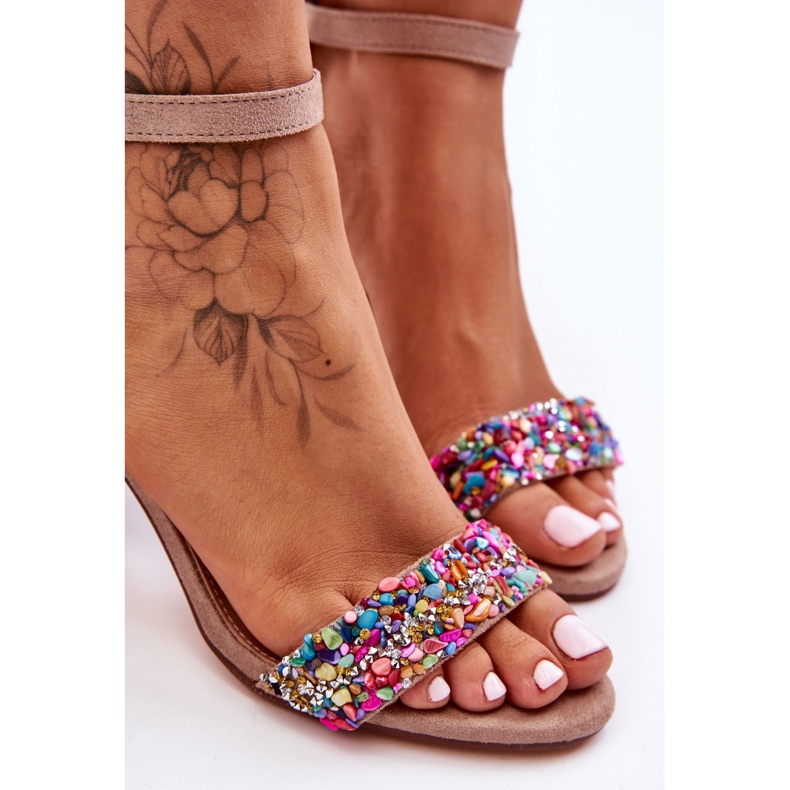 Sandálias de salto alto da moda com pedras decorativas bege Love Me 2