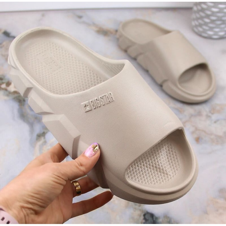 Chinelos Big Star W LL274593 INT1882 bege 1 Chinelos Big Star W LL274593 INT1882 bege 1