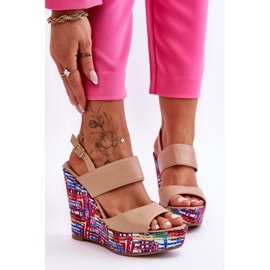 Sandália Feminina Calderia Cunha Bege 1