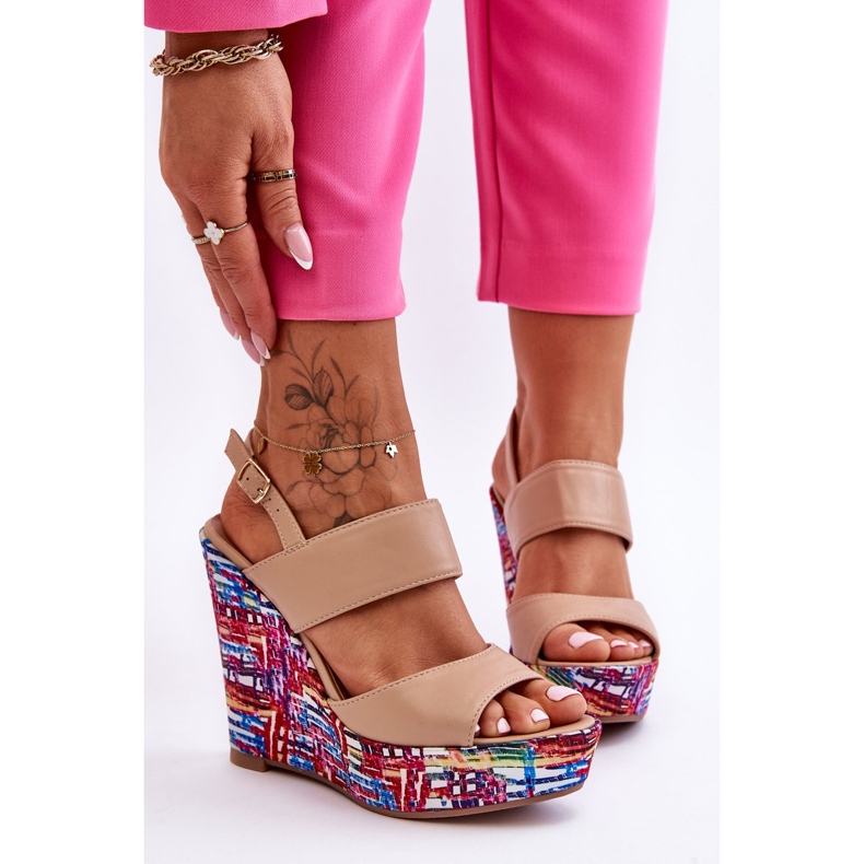 Sandália Feminina Calderia Cunha Bege 1