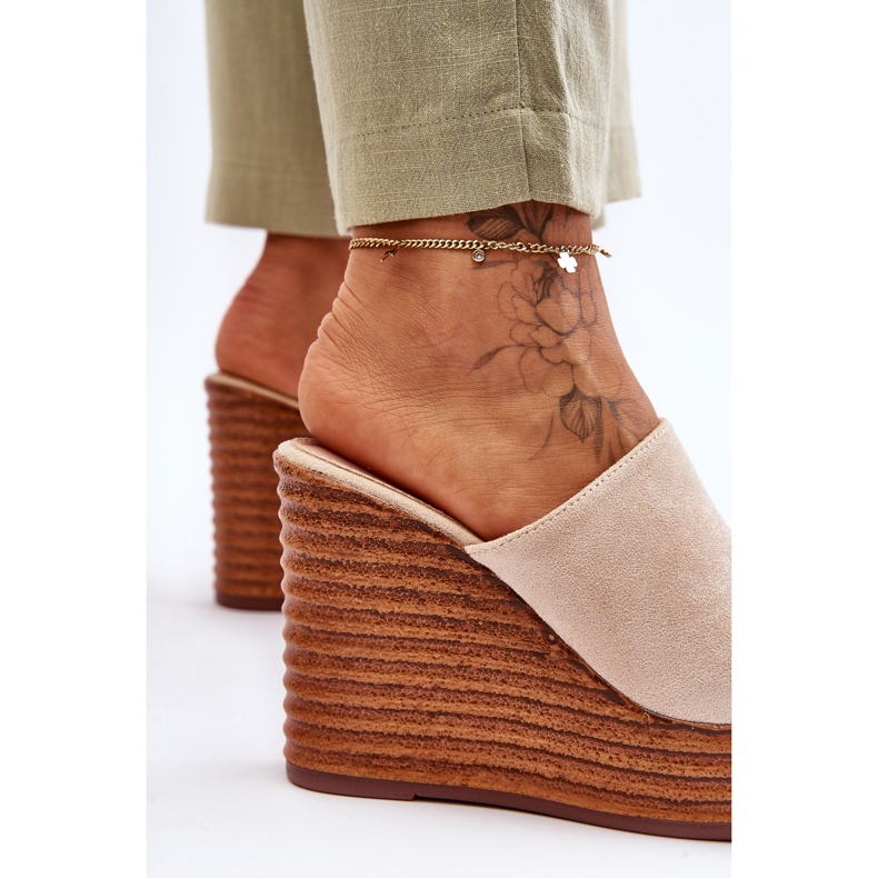 Light Mules em uma plataforma maciça Beige Good Vibe bege 2
