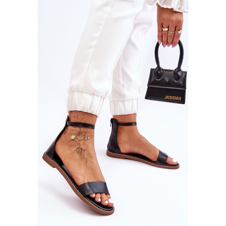 Sandália plana de couro preto Millou com zíper 1