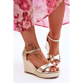 Sandálias Clássicas com Cunha de Couro Givana Douradas dourado 1