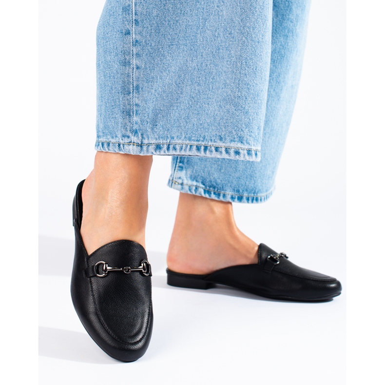 Chinelos pretos de mulher Vinceza 1