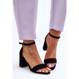 Sandália de salto alto Madame Camurça preta preto 2