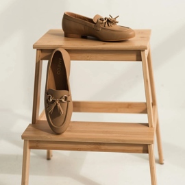 Marco Shoes Mocassins de couro com franjas bege 2