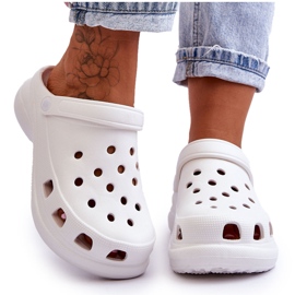 Foam Slides Crocs em uma sola grossa Katniss branco 4