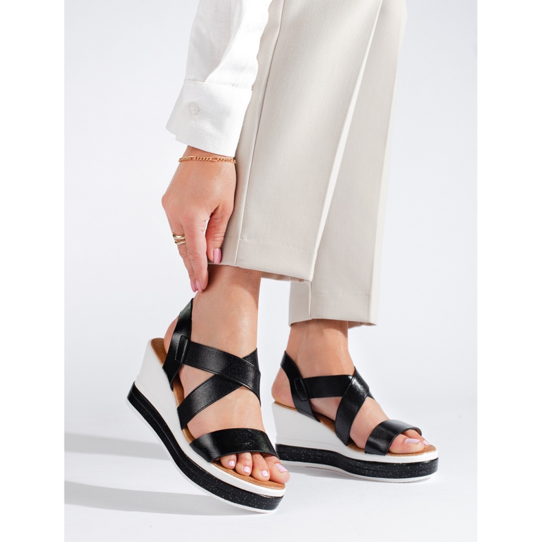 Sandálias de cunha pretas Shelovet preto 1