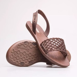 Sandália Ipanema Breezy Fem W 82855-AJ031 marrom 1