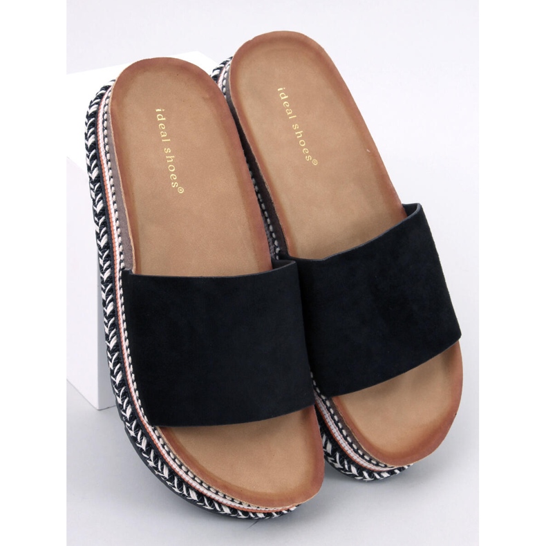 Sandália Demou preta com solado decorado preto 1