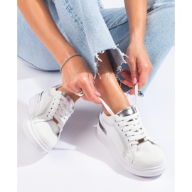 Tênis plataforma têxtil vazado Shelovet branco 1