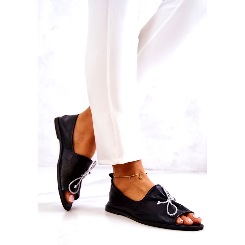 Bailarinas Femininas de Couro Nicole 2660/001 Preto 2