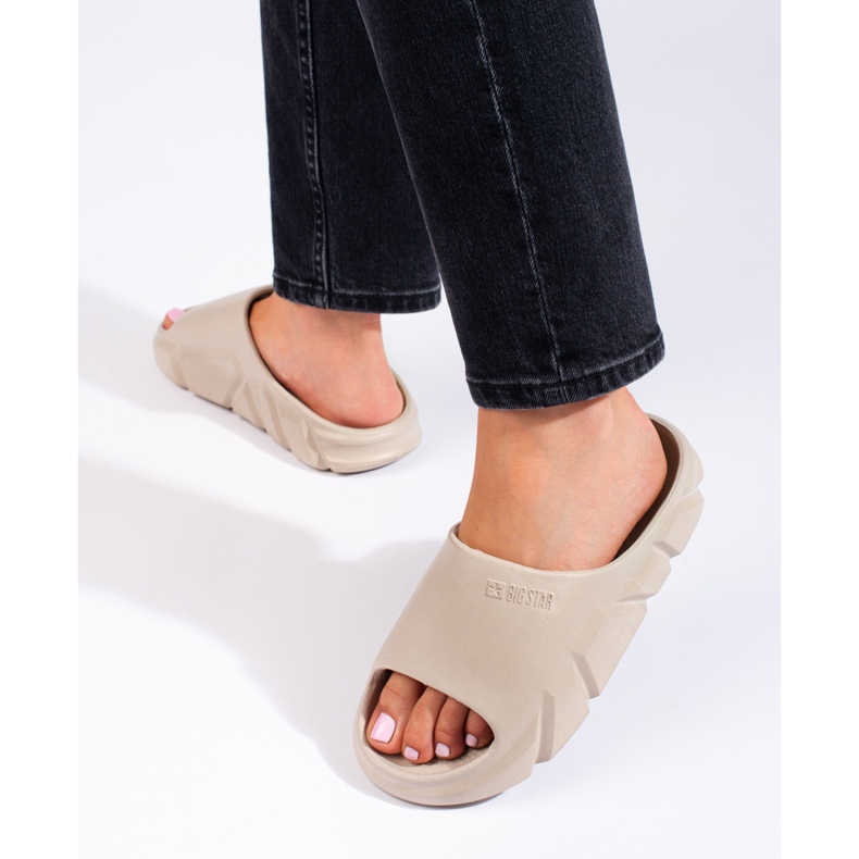 Chinelos de mulher bege Big Star LL274593801 1 Chinelos de mulher bege Big Star LL274593801 1