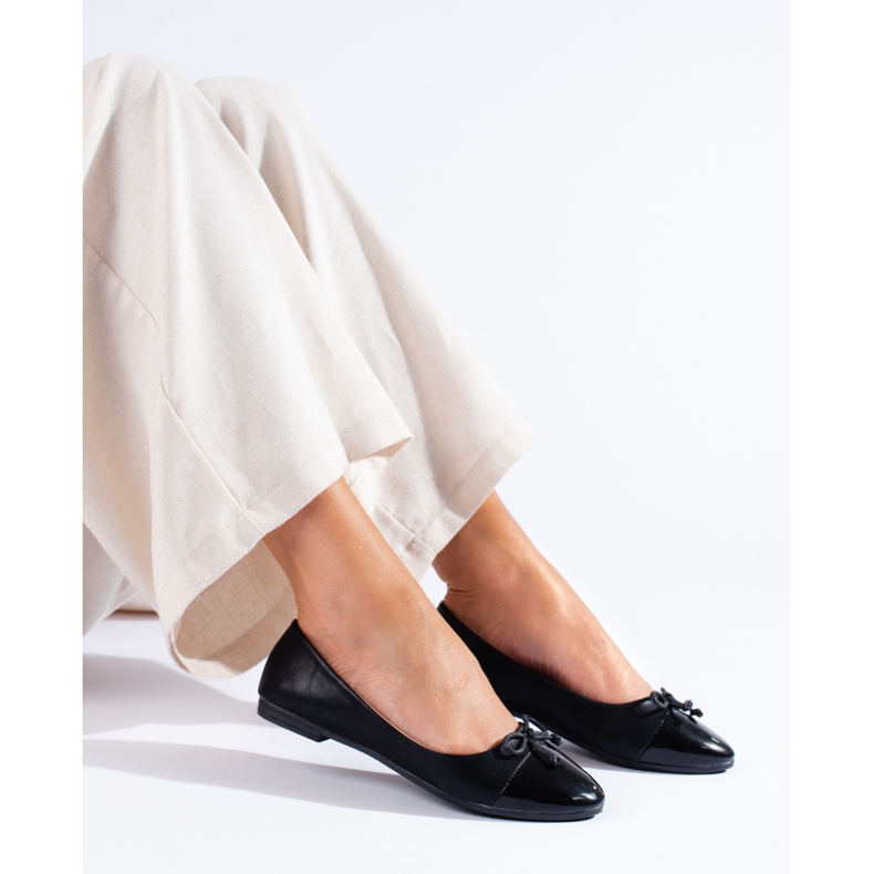 Sapatilhas pretas clássicas com laço Shelovet preto 1