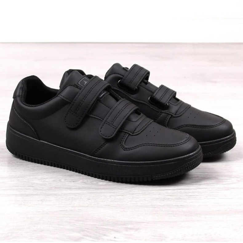 Tênis esportivo com velcro News W EVE402A preto 1