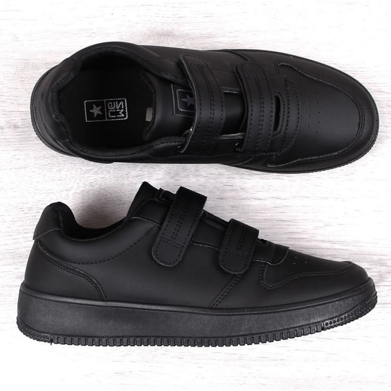 Tênis esportivo com velcro News W EVE402A preto 2