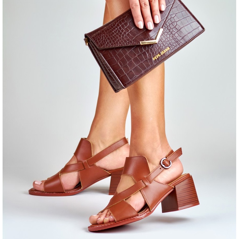 La.Fi Sandálias de salto alto em couro marrom 1