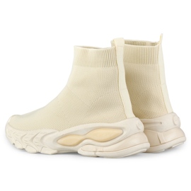 Sapatos de salto alto de mulher bege 1