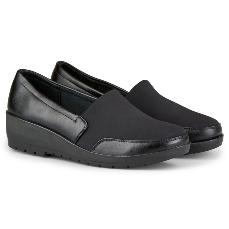 Sapatos femininos pretos flexíveis 2