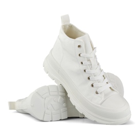 Tênis branco acima do tornozelo 1