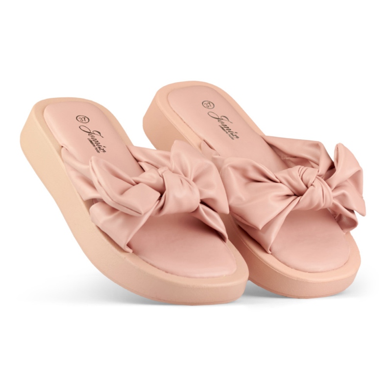 Chinelos rosa de mulher em pele ecológica 1
