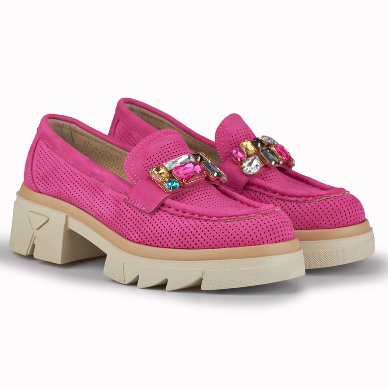 Mocassim rosa com pedras decorativas 2