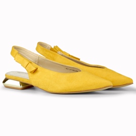 Sapatos de mulher com salto baixo e elegante amarelo 1