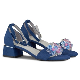 Sandália salto baixo com aplicações azul marinho 2