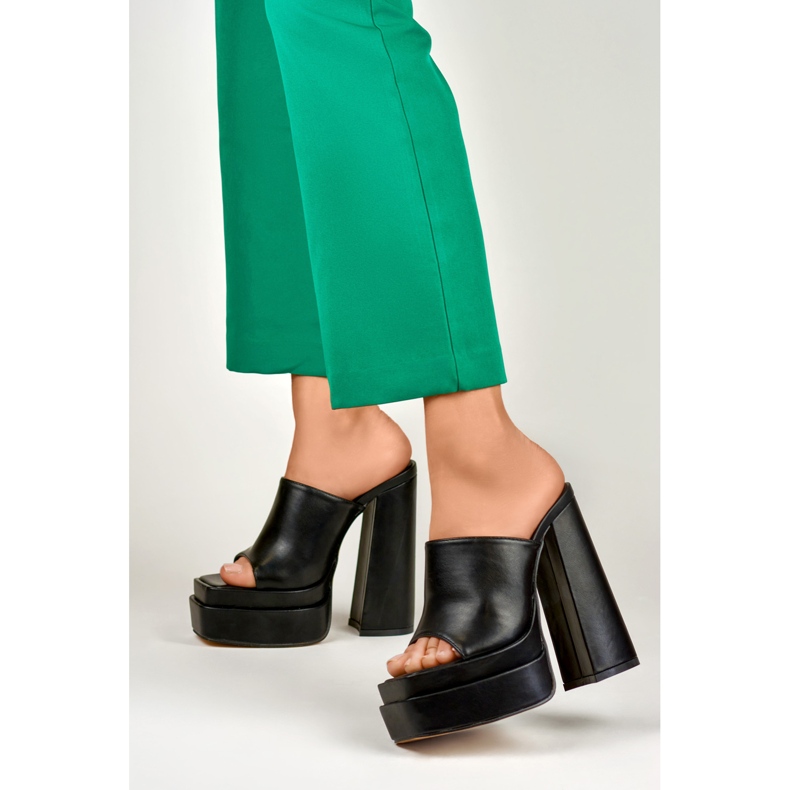 Sandália preta de salto alto Evelyn preto 2