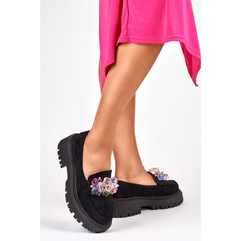 Mocassim preto com miçangas 1