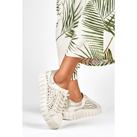 Sapatos desportivos de mulher bege em pele genuína 2